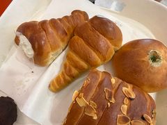-新侨三宝乐面包店(崇文门店)