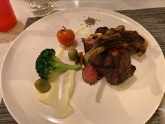 -WOLFGANG PUCK KITCHEN & BAR(迪士尼小镇店)