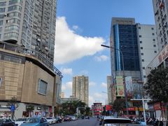 -泰州时尚莱迪购物广场(坡子街商业步行街店)