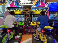-爱玩嘉年华(龙湖杭州金沙天街店)