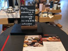 -星巴克臻选(上海合生汇1F店)