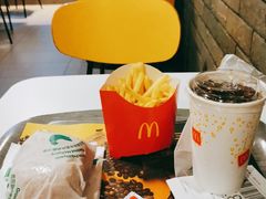 -麦当劳(宝山大厦店)