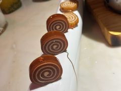 -韵秋荷(宝山龙湖天街店)