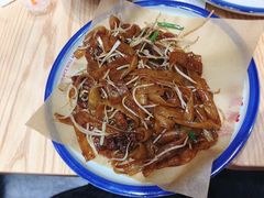 传统干炒牛河-荔银肠粉·非遗手藝(夫子庙店)