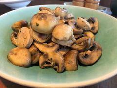 -MONICH牛排融合餐厅(和义大道购物中心店)