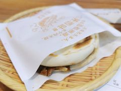 肉夹馍-陇上秦轩biangbiang面(萧山万象汇店)