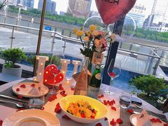 -MONICH牛排融合餐厅(和义大道购物中心店)