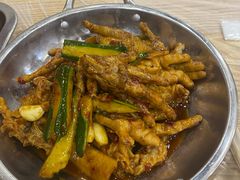 -江城燕子大排档(江汉路步行街店)