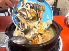 -菌之家·专业纯野生菌火锅·特色炒菌