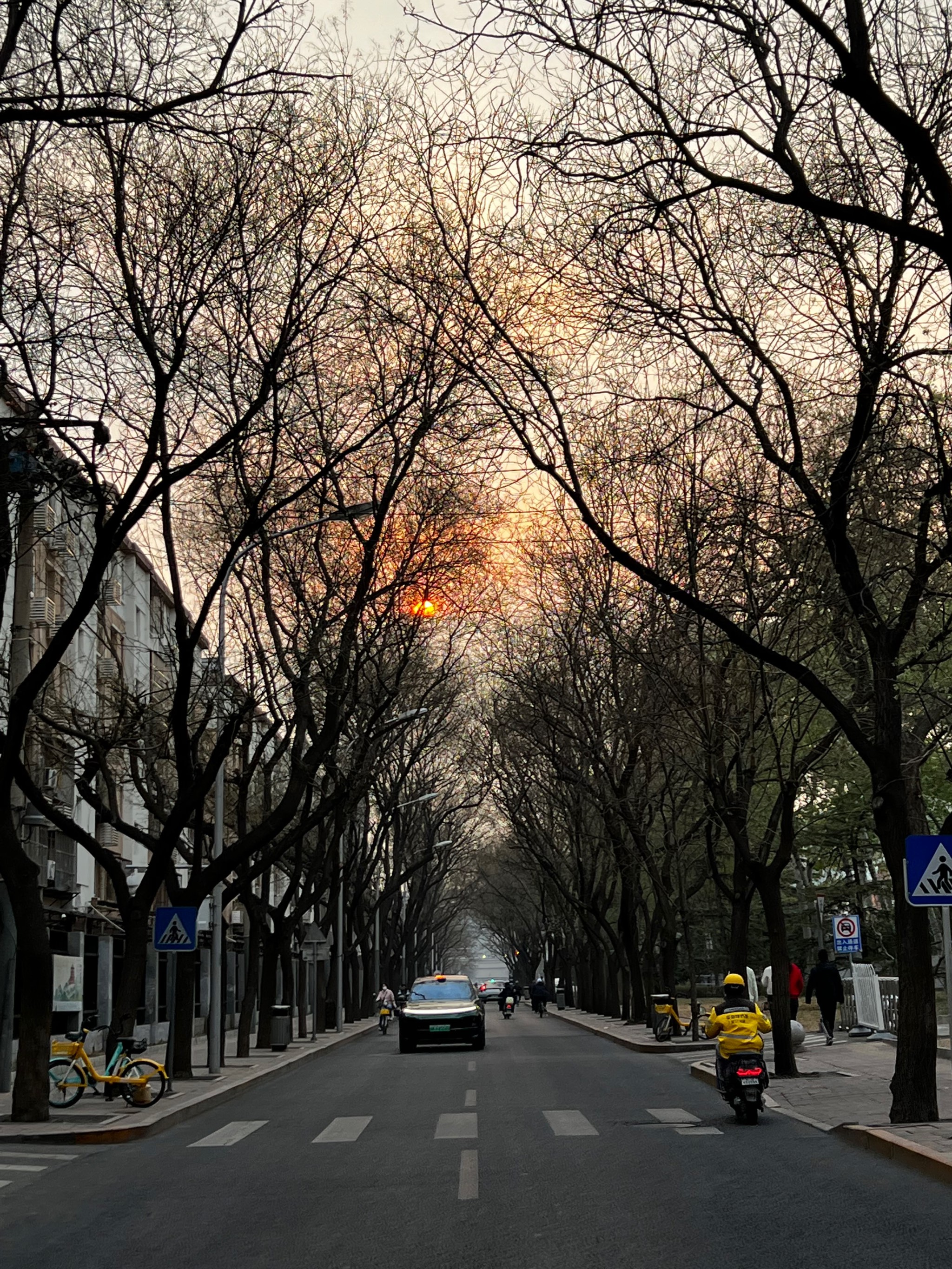 夕阳城市真实图片