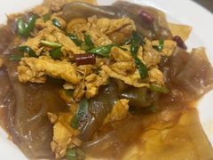 -鲁南仔·滕州炒鸡(经三路店)