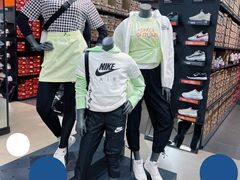 -首创奥特莱斯(西安店)