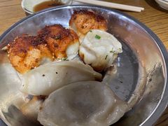 -黄阿姨锅贴大王(万航渡路店)