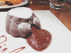 巧克力熔岩蛋糕-弗兰克牛排西餐厅Ribone steak house(柠檬花园店)