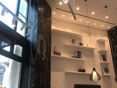 -lululemon(比斯特购物村店)