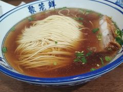 -聚笼鲜美食(凤凰街店)
