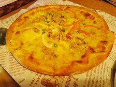 金枪鱼披萨-MR.ROCKY洛奇先生RESTAURANT&BAR(宝安壹方城店)