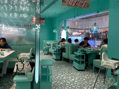 -季季红火锅(柳州城中万达二店)