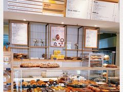 面包甜点陈列柜-Luneurs(幸福里店)