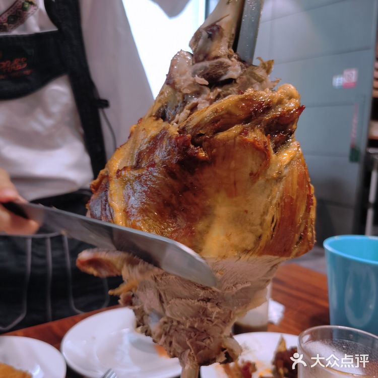 杭州最有性价比的烤肉自助，投喂式服务太赞了！ 