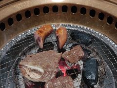 -山川小町·极番烧肉(新地假日广场店)