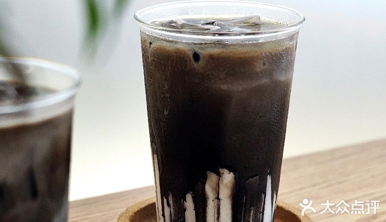 深圳探店🌑乌鸦咖啡•一杯极浪漫的灰色拿铁
