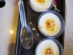 -乜都得港式茶楼(天贵路店)