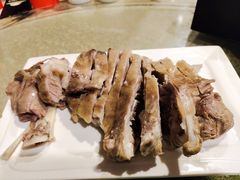 手抓羊肉-贯贯吉·清真餐厅(浙江中路店)