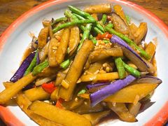 -老三样·美食研究中心(世贸路店)