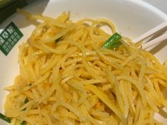 -绿草地·湘菜(悦方ID mall店)