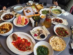 -荷塘秋月·本帮江浙菜(国权路店)