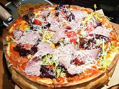 -Dragon Pizza•圆脸龙披萨·牛排餐厅