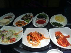 -青松馆韩国料理(香港中路佳世客店)