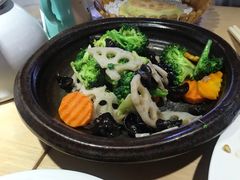 -关东小磨东北菜(上海长风大悦城店)