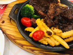 -香港新发烧腊茶餐厅(万象店)