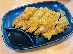 -莱莱小笼·乔艾