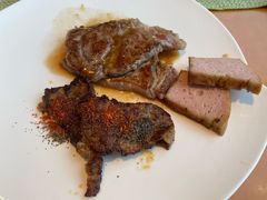 煎牛排-视界美食自助餐厅·石家庄希尔顿酒店