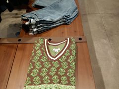 -URBAN REVIVO(上海中庚漫游城店)
