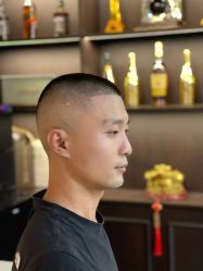 -胡子多男士理髮錧BARBER SHOP
