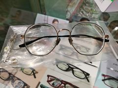 -华彬眼镜专业渐进配镜(潘家园店)