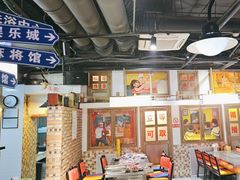 -马路牙子烧烤音乐酒馆(望京店)