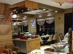 -上海皇廷花园酒店·西餐厅·自助餐