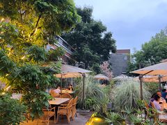 -墨居上隐·院子里火锅(峨眉店)