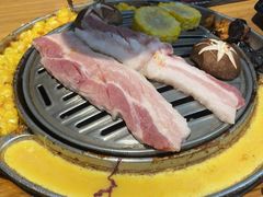 -青瓦炭韩潮烤肉(花园道店)