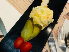 德大色拉-东海咖啡馆