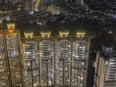 -上海龙之梦万丽酒店