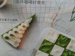 -星巴克臻选(莘庄仲盛店)