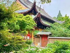 -龙华寺