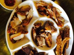 -老鼎万春卤菜(鹭湖宫8区店)