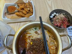 -匠本米所·炸酱米线·潮汕小食(万象食家店)
